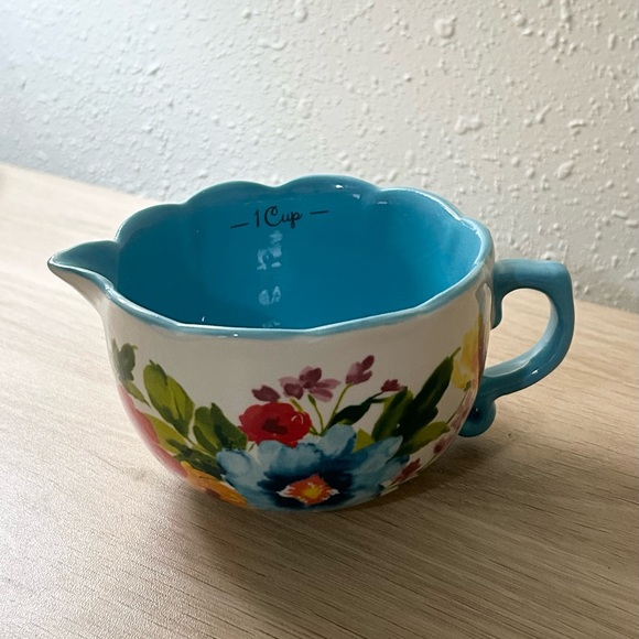 The Pioneer Woman Floral 4 Pc Measuring Cup Set - Picture 2 of 9